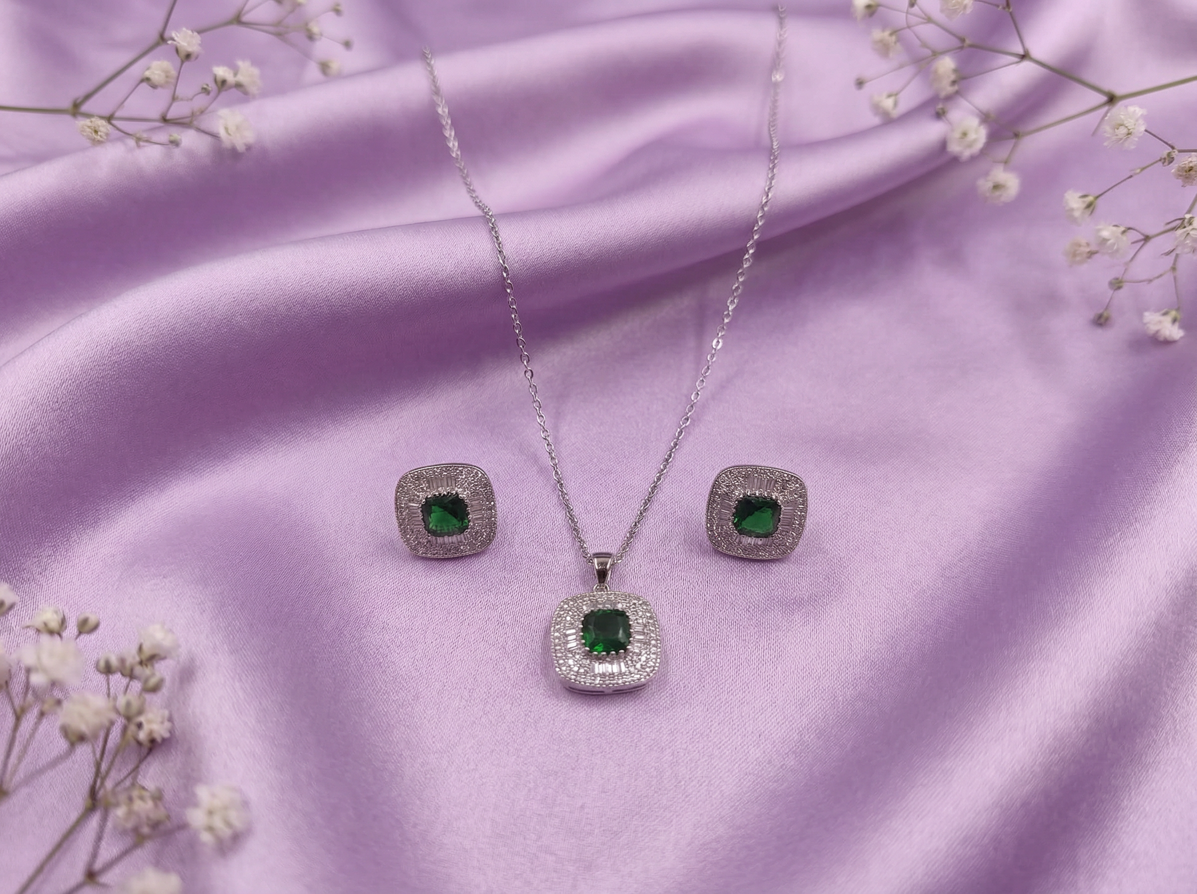 Juhi necklace set