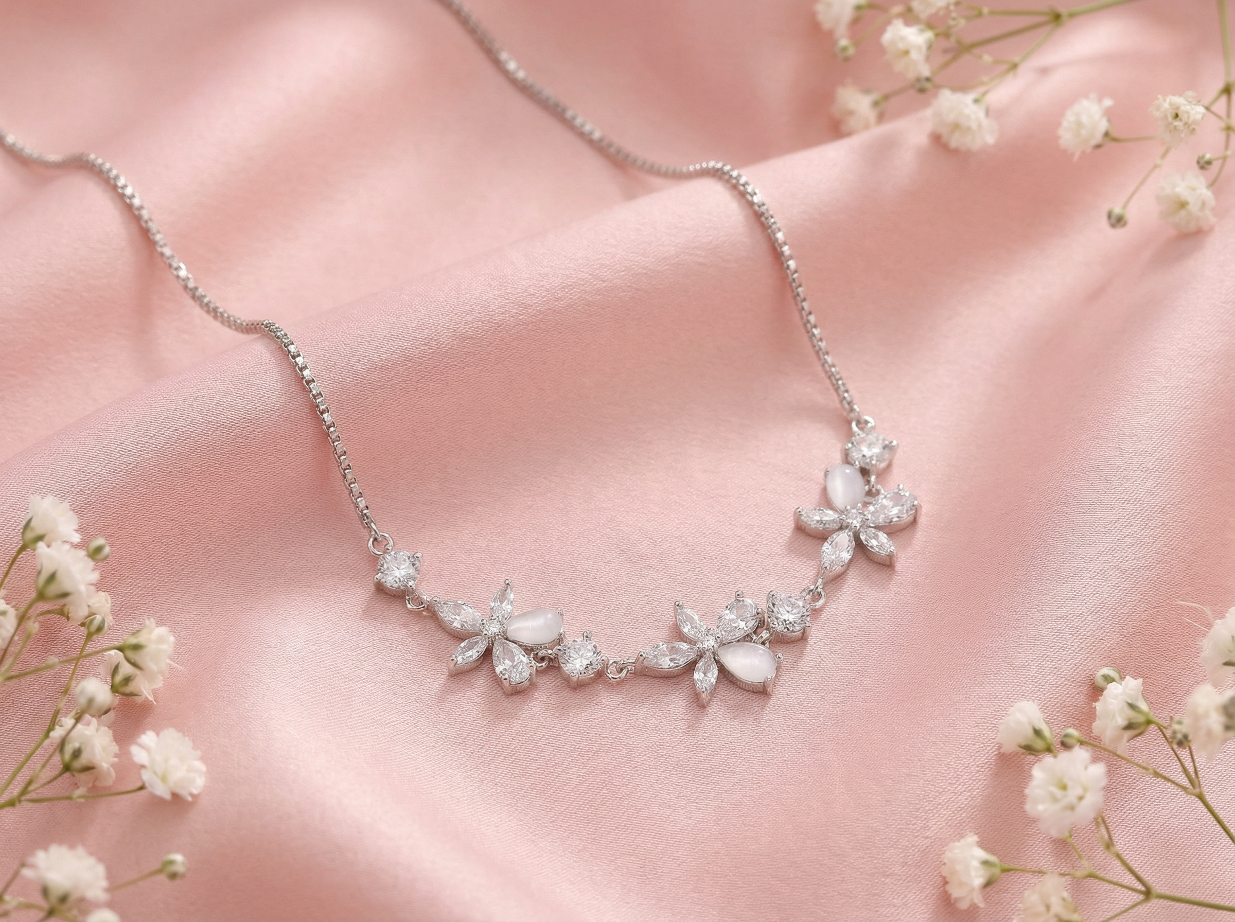 Daisy necklace